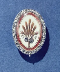 Pendentif en diamants roses, perles émaillées et cheveux, milieu du XVIIIe siècle